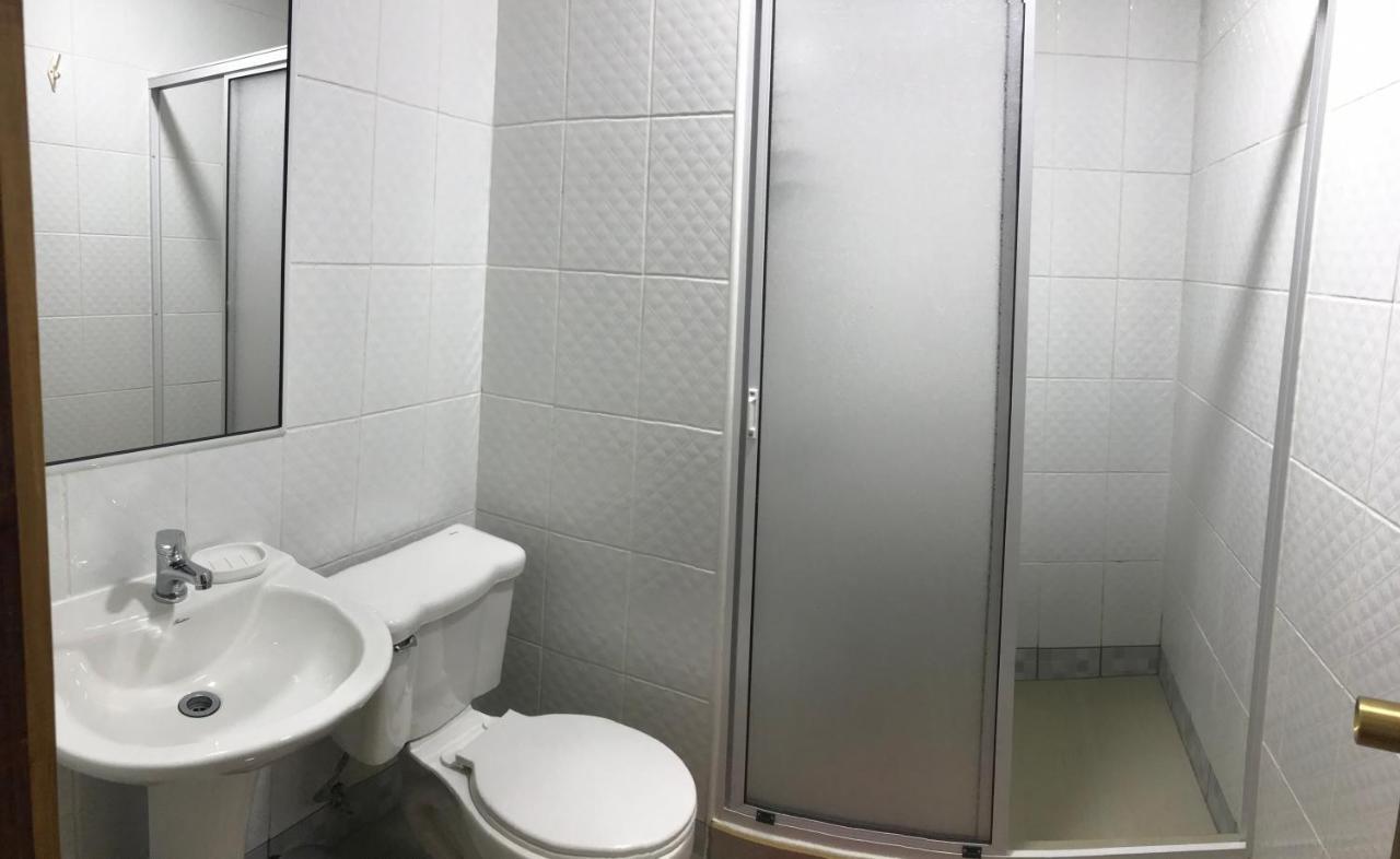 טמוקו Hostal Entre Araucarias מראה חיצוני תמונה
